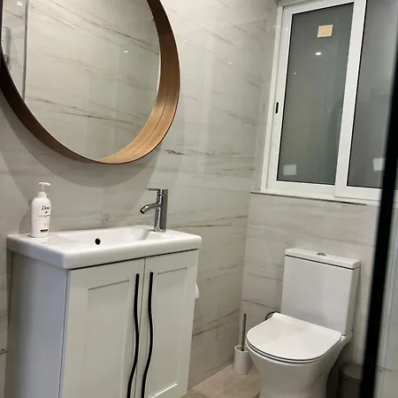 Guest house Luxury Private & St Julians - Shared