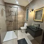 Luxury Private & St Julians - Shared
