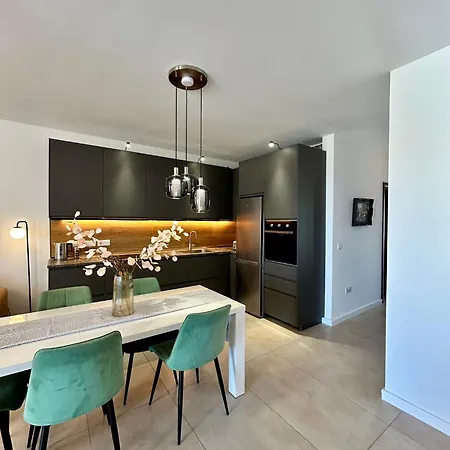 ゲストハウス Luxury Private & St Julians - Shared *