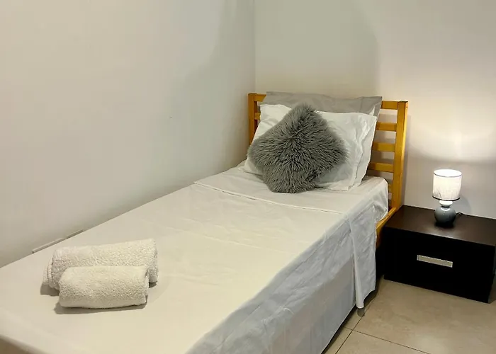 Luxury Private & St Julians - Shared Is-Swieqi